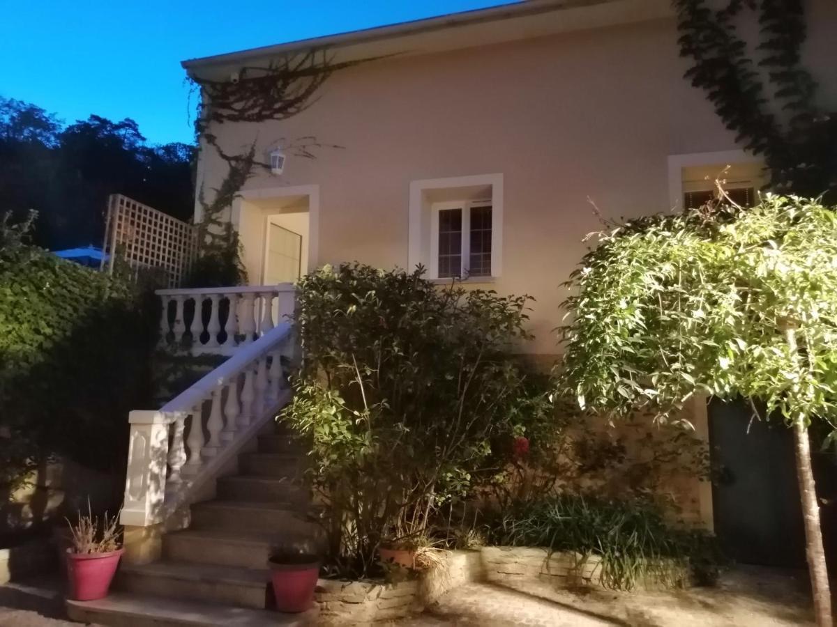 Suite De Charme Avec Jacuzzi Et Jardin Privatif Paris Au Calme Saint-Prix  Exterior foto
