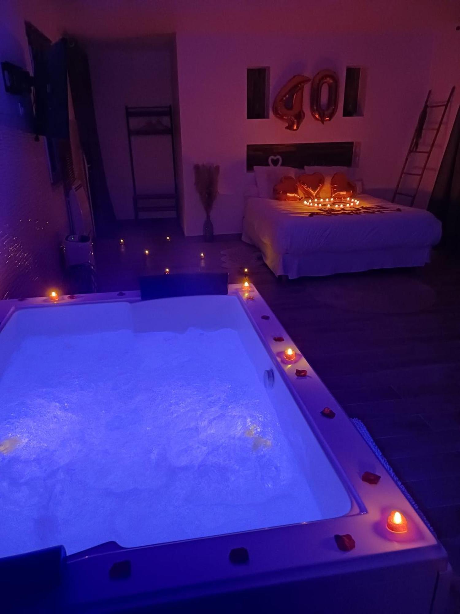 Suite De Charme Avec Jacuzzi Et Jardin Privatif Paris Au Calme Saint-Prix  Exterior foto