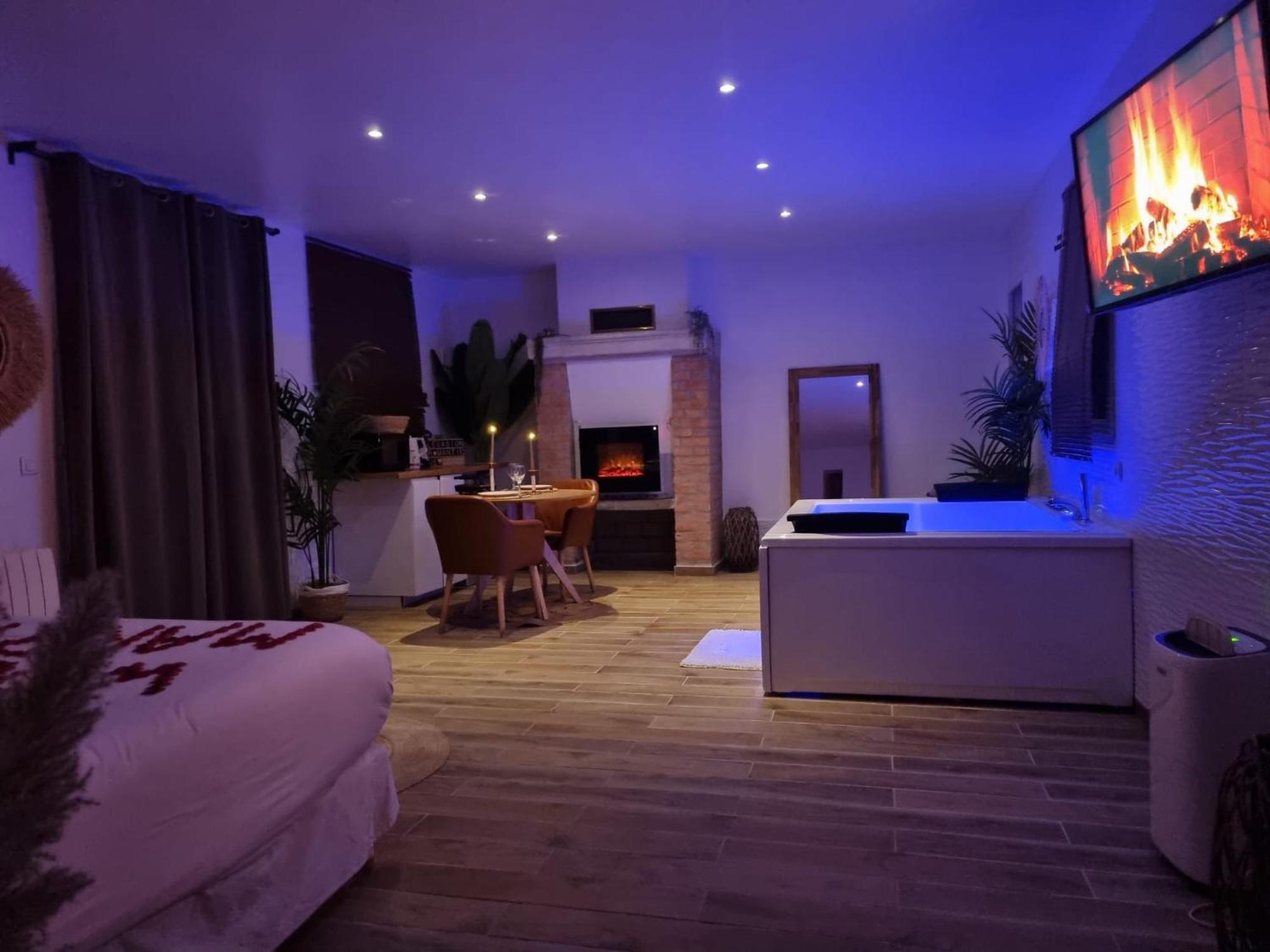 Suite De Charme Avec Jacuzzi Et Jardin Privatif Paris Au Calme Saint-Prix  Exterior foto