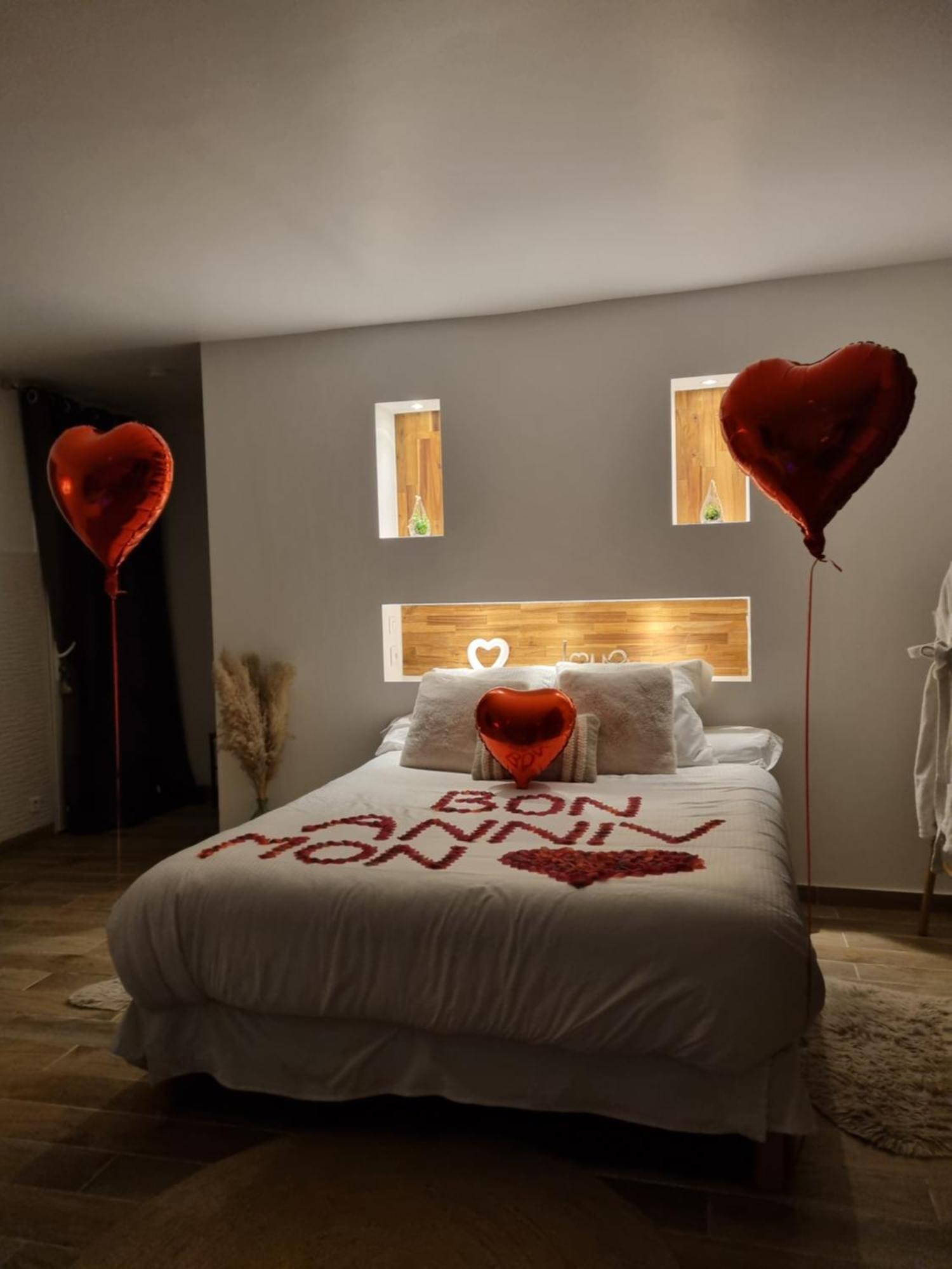 Suite De Charme Avec Jacuzzi Et Jardin Privatif Paris Au Calme Saint-Prix  Exterior foto