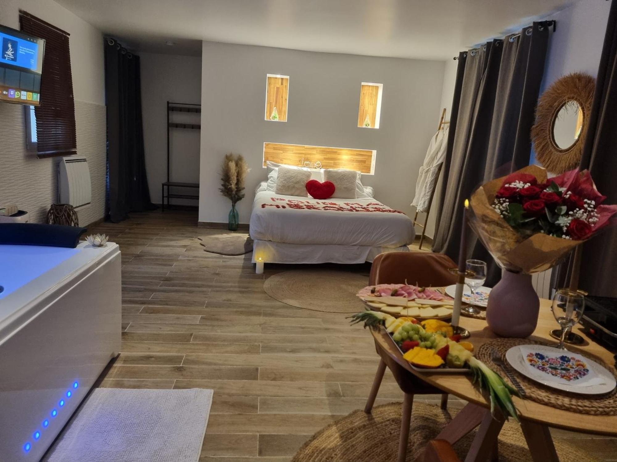 Suite De Charme Avec Jacuzzi Et Jardin Privatif Paris Au Calme Saint-Prix  Exterior foto
